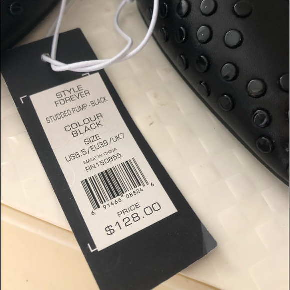 🎀 French Connection Maggie Studded Leather Pumps - Picture 4 of 8